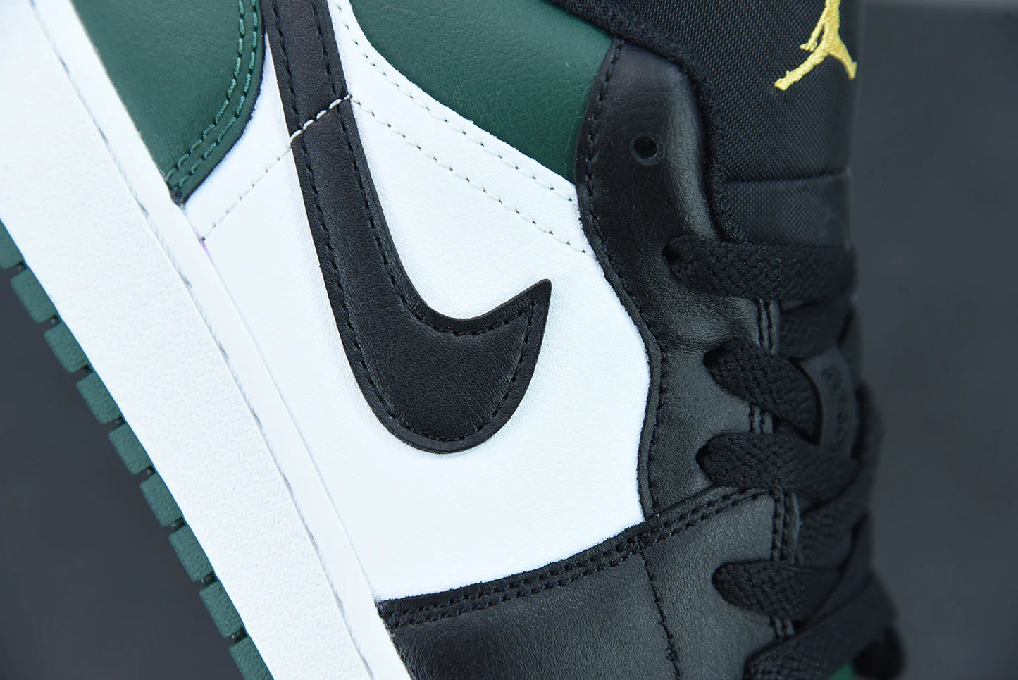 Nike Air Jordan 1 Low “Pine Green Black”