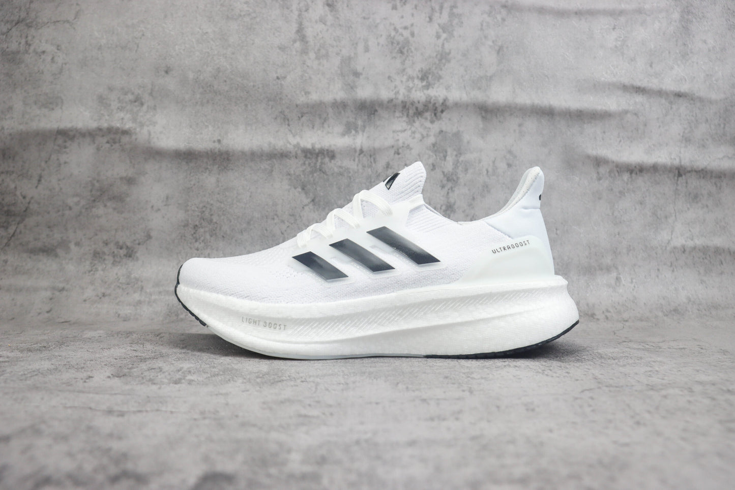 Adidas Ultraboost Light