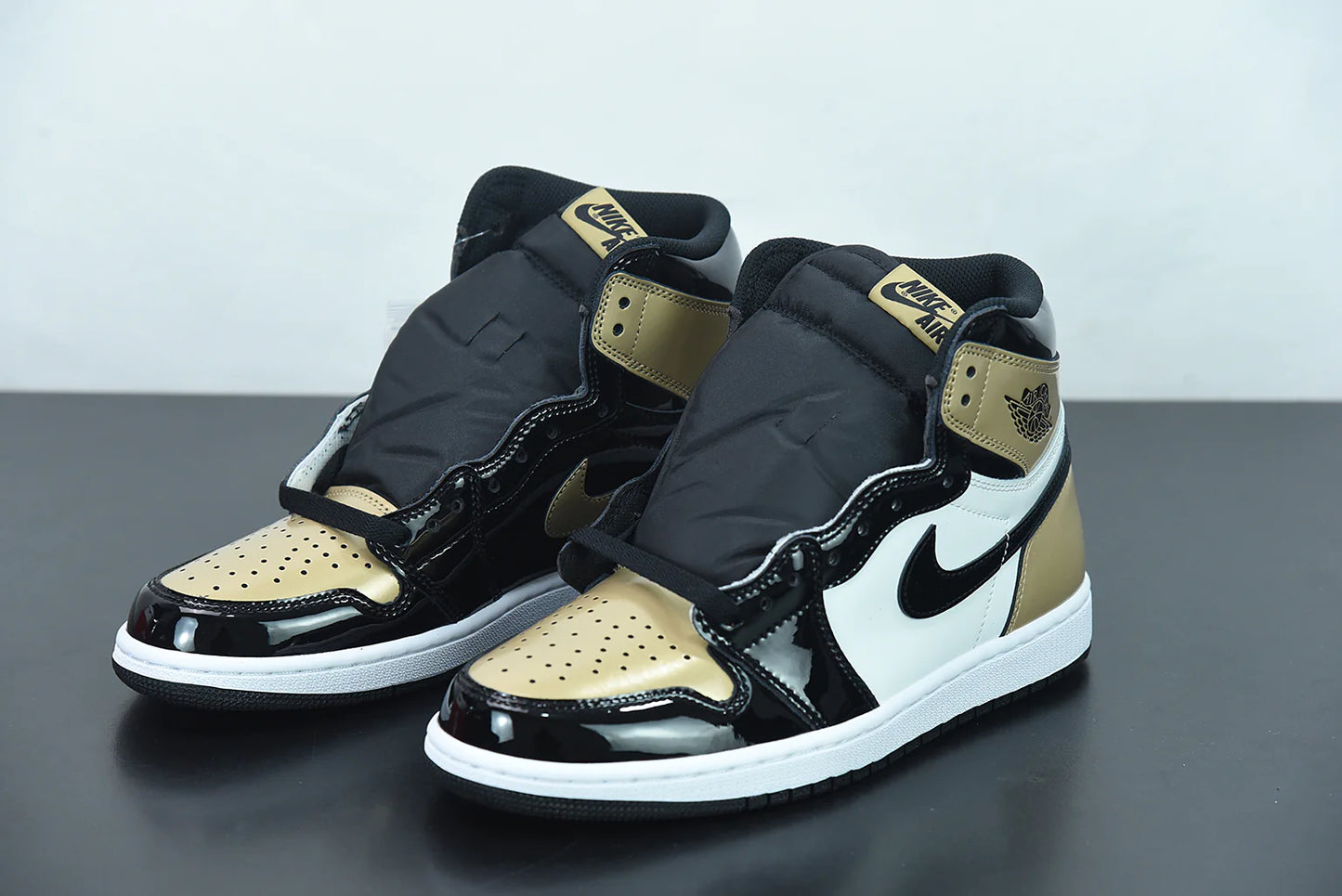 Nike Air Jordan 1 Retro High NRG Patent Gold Toe