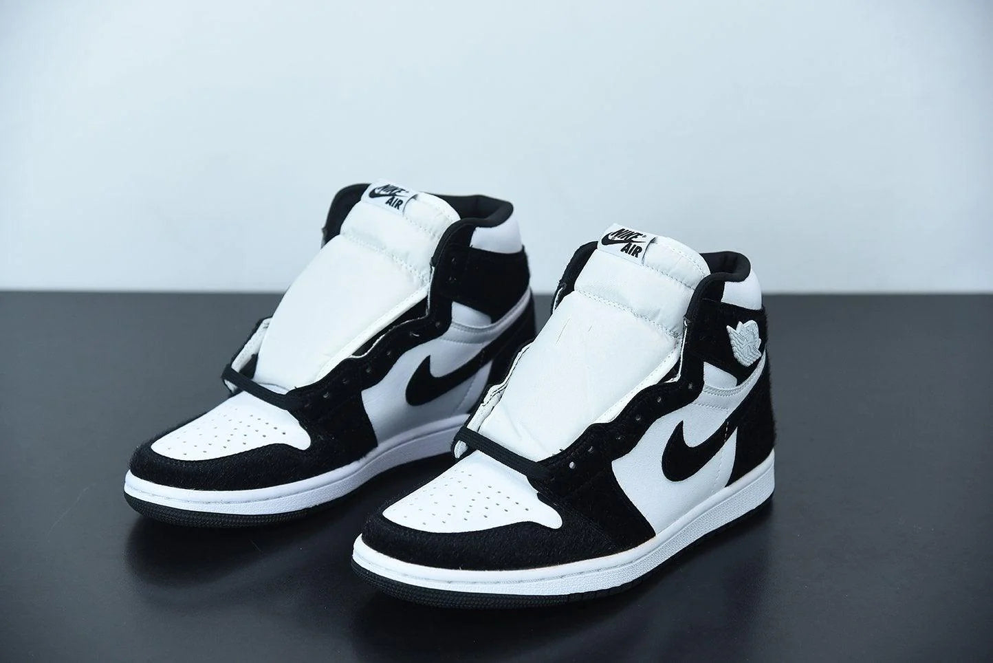 Nike Air Jordan 1 High Wmns “Twist”