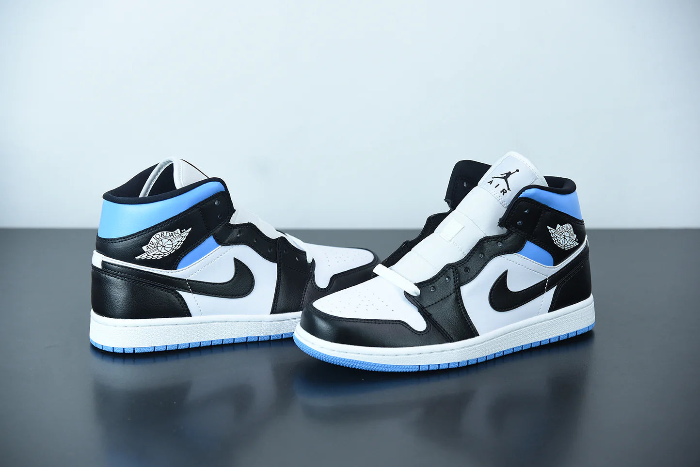 Nike Air Jordan 1 Mid “University Blue”