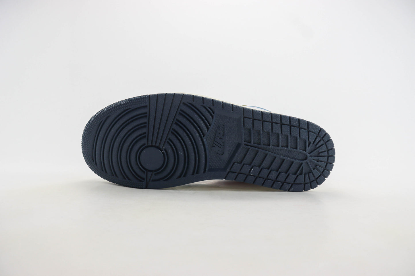 Nike Air Jordan 1 Low SE Armory Marine