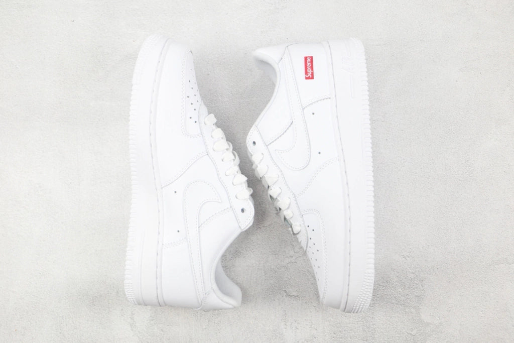 Nike Air Force 1 Low Supreme White