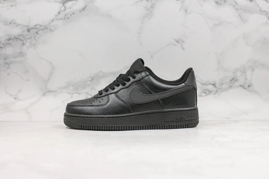 Nike Air Force 1 Black