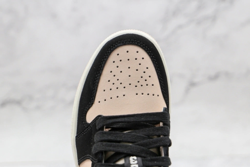 Nike Air Jordan 1 Low Guava Ice