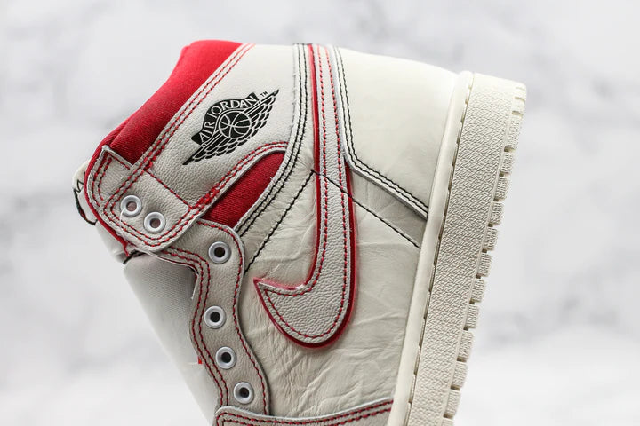 Nike Air Jordan 1 High Sail/ Red