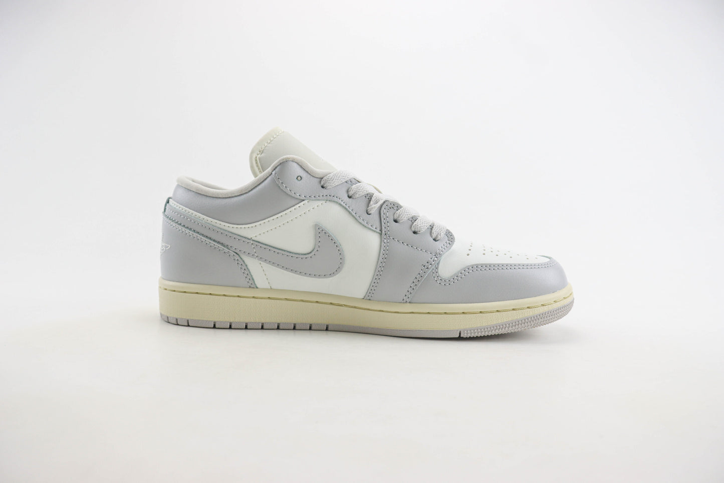 Nike Air Jordan 1 Low Neutral Grey