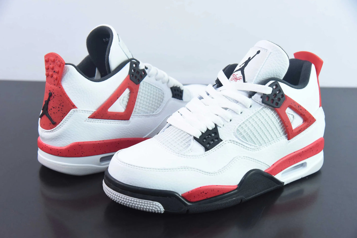 Nike Air Jordan 4 Red Cement