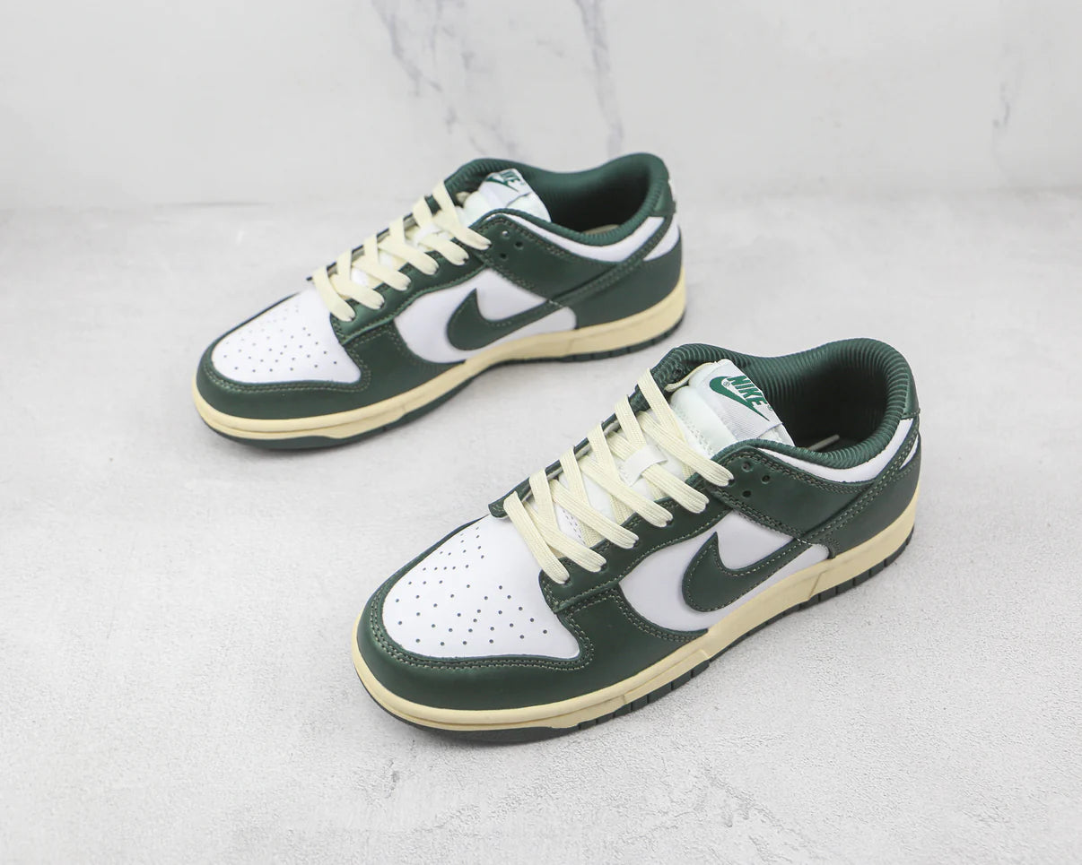 Nike Dunk Low Vintage Green