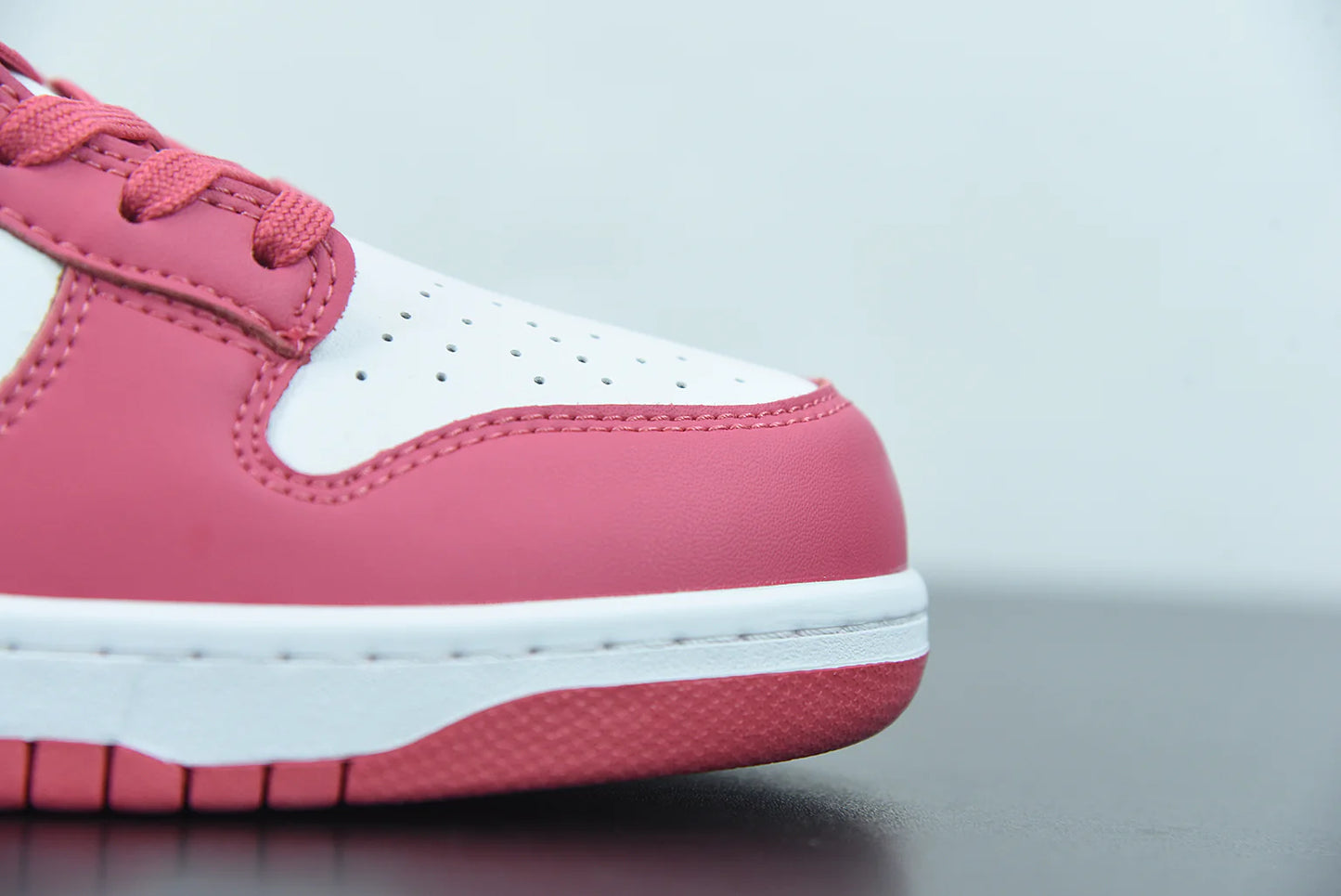 Nike SB Dunk Low “Archeo Pink”