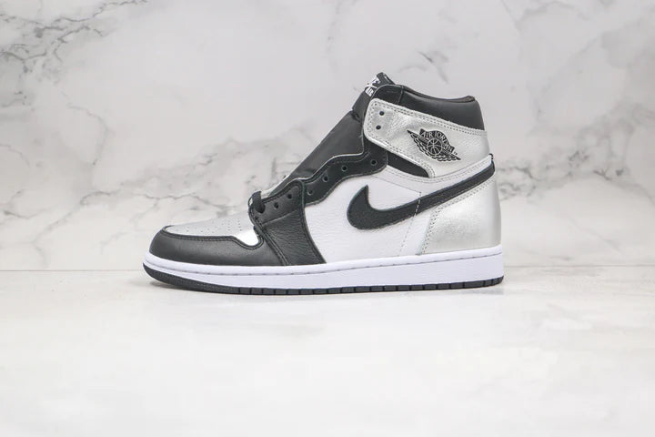 Nike Air Jordan 1 High Silver Toe