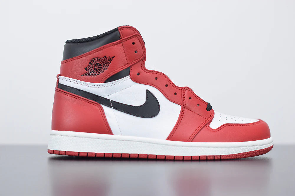 Nike Air Jordan 1 Retro High “Chicago”