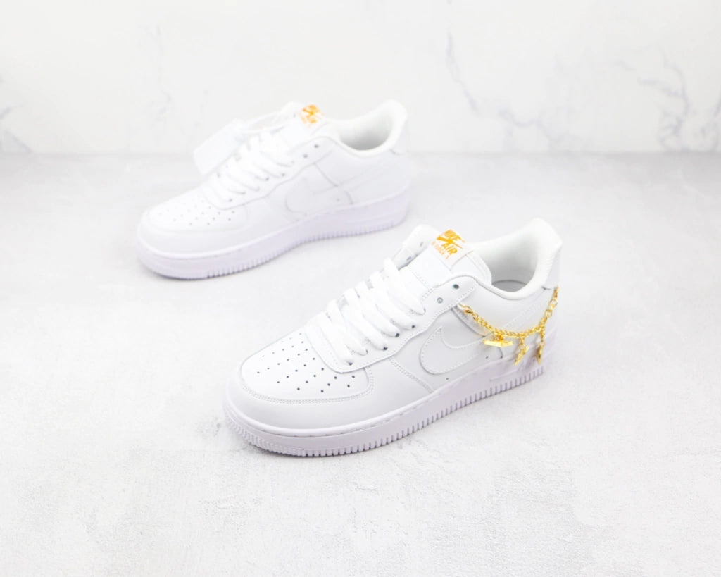 Nike Air Force 1 Low LX ”Lucky Charms”