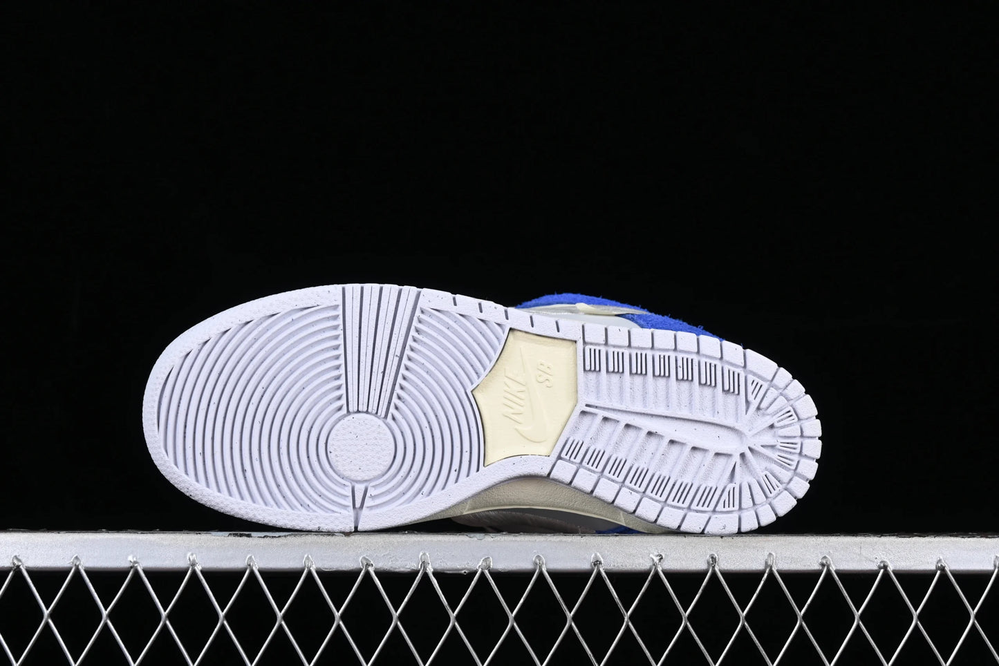 Nike SB Dunk Low Fly Streetwear