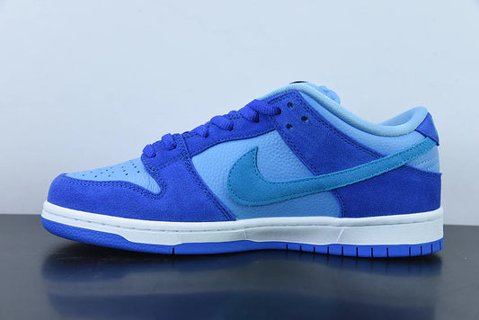 Nike Dunk SB Low Pro ”Blue Raspberry”