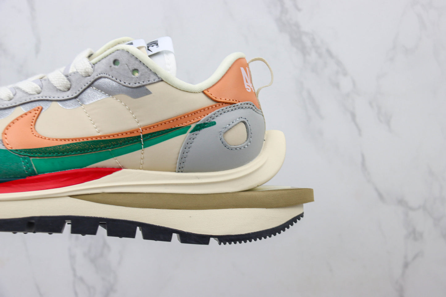 Nike Sacai x VaporWaffle Green Beige