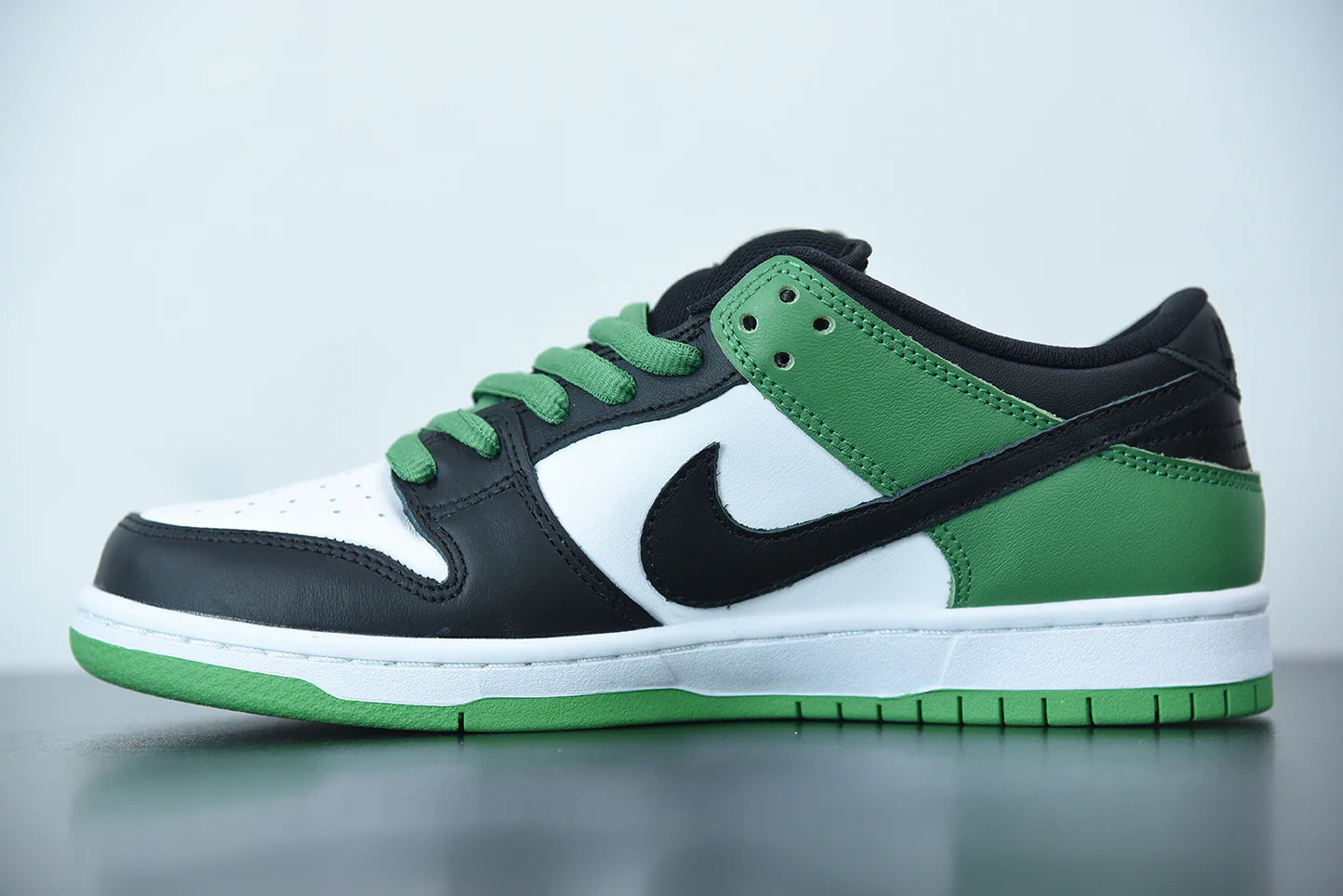 Nike Dunk Low PRO SB “Classic Green”