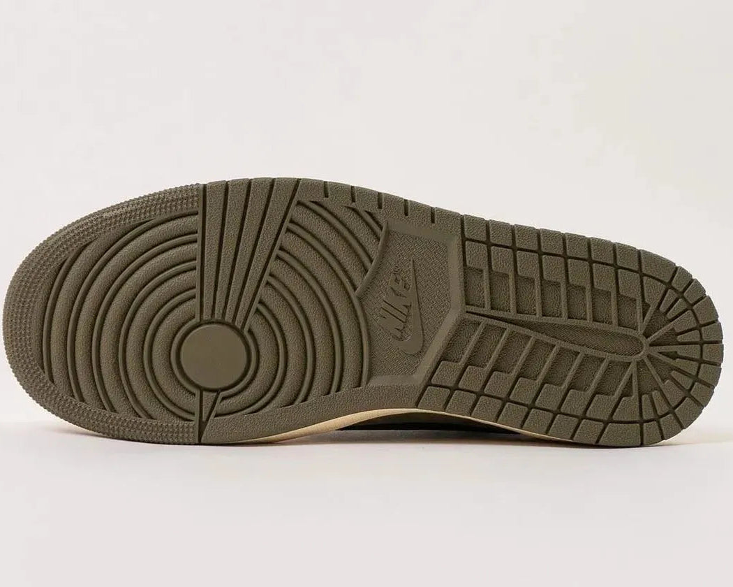 Nike Air Jordan 1 Low "Medium Olive" x Travis Scott